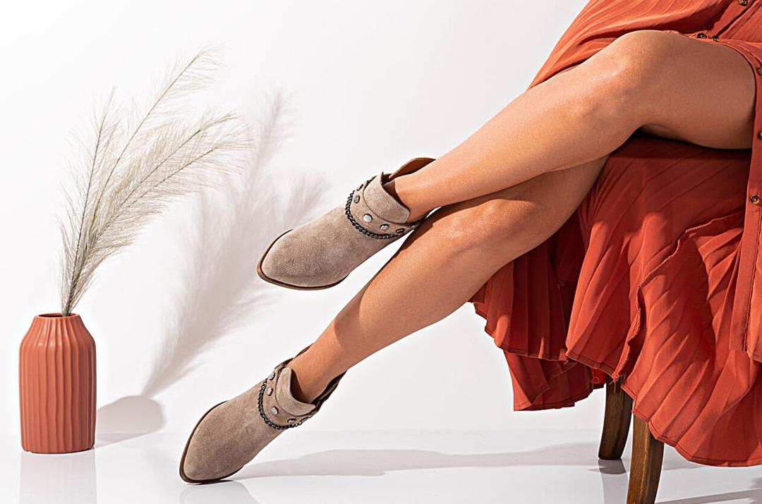 Emma - Womens ankle leather boots - Reindeer Leather