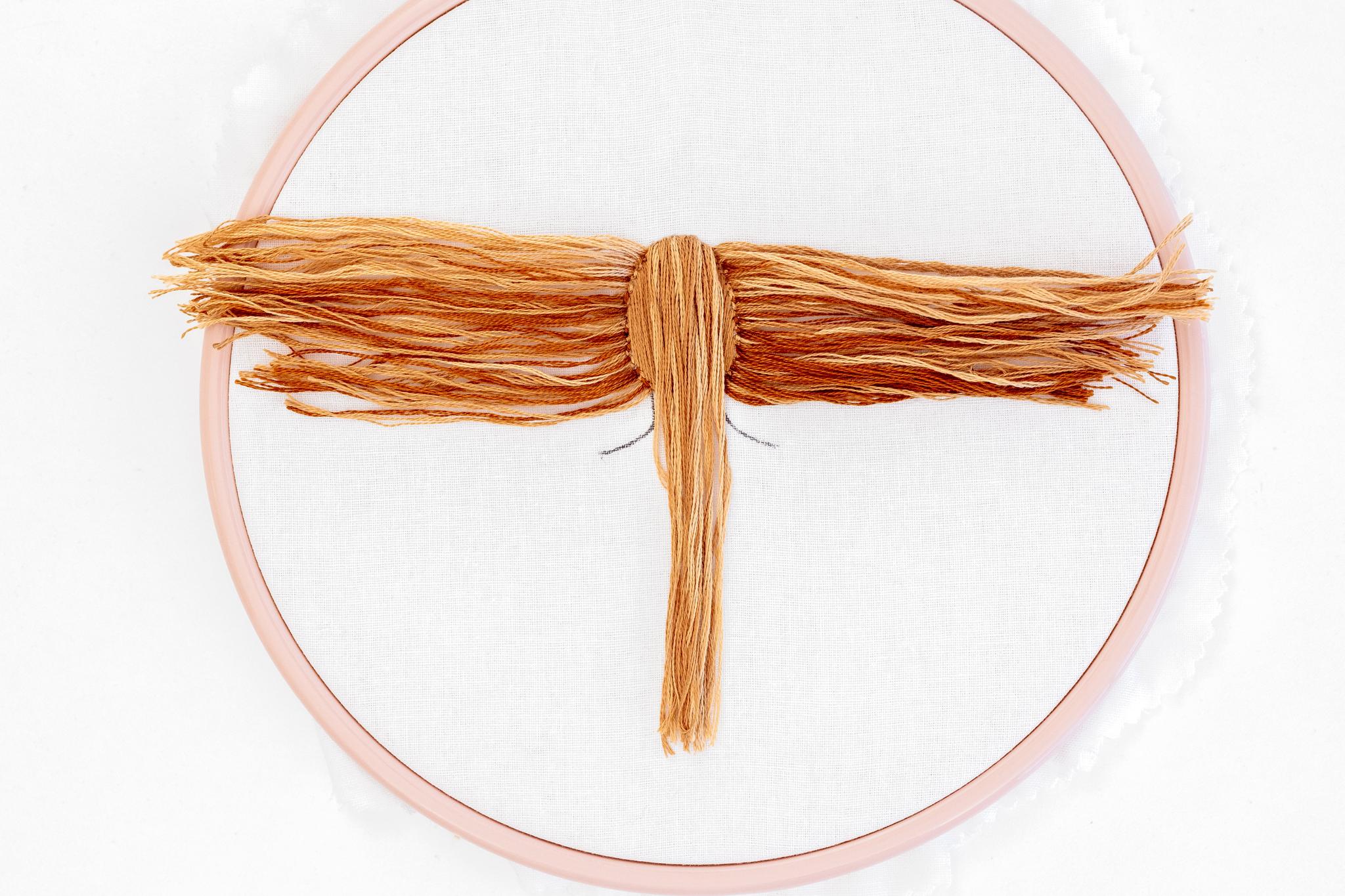 Scanting Braid French Braid - Learn This Modern Embroidery Hairstyle – Clever Poppy