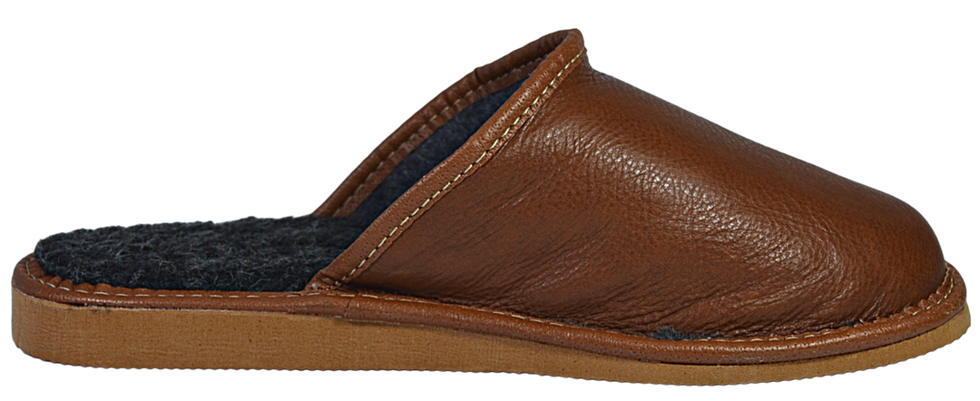 Ezio - Warm house slippers for men - Reindeer Leather