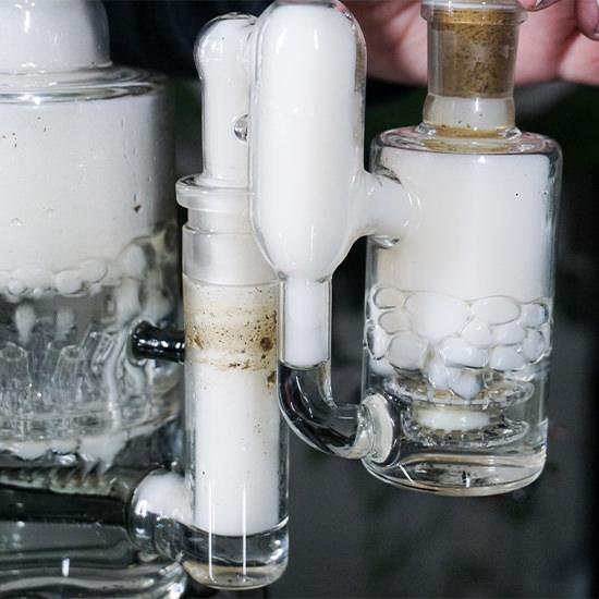 ash catcher on bong