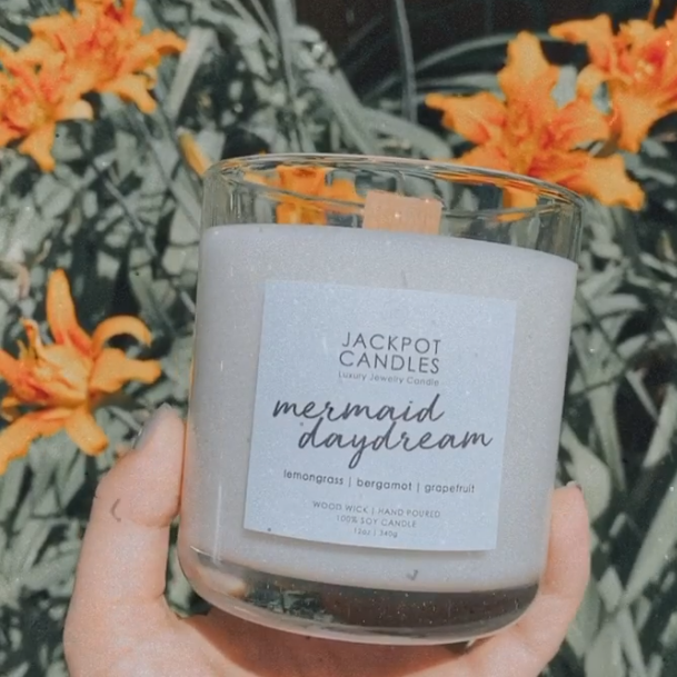 eucalyptus scented candle