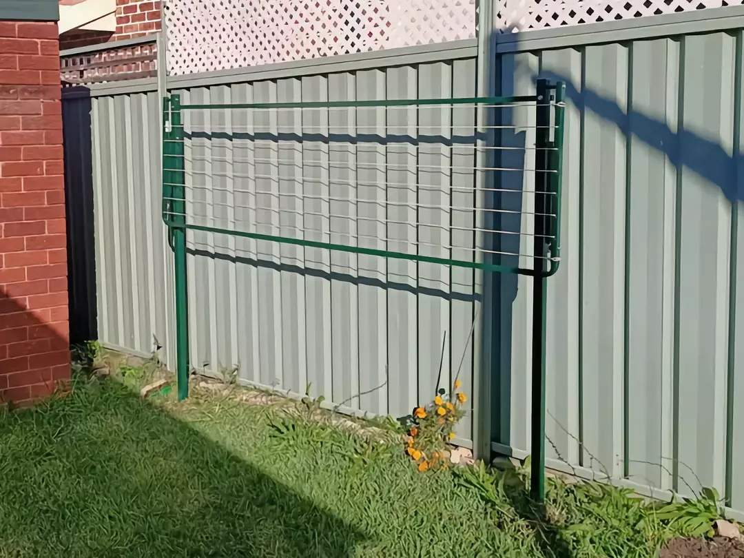 How To Install a Wall-Mounted Clothesline - Bunnings Australia