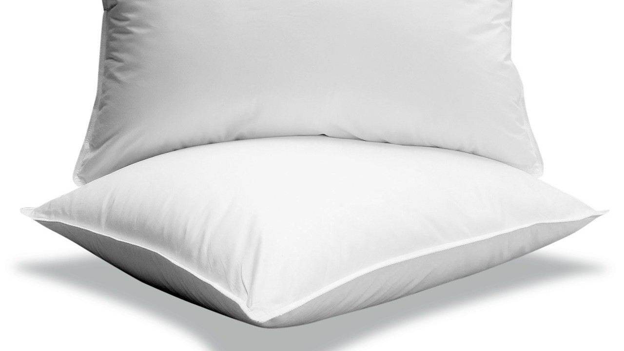 How to Wash and Clean Pillows Without Washing Machine Maintaining Pillow Hygiene Between Washes