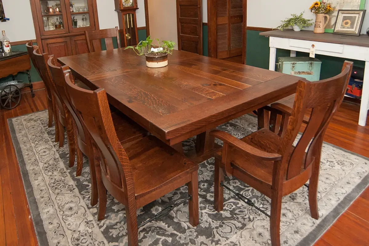 Custom Quartersawn Oak Extendable Dining Table (Holbrooke)
