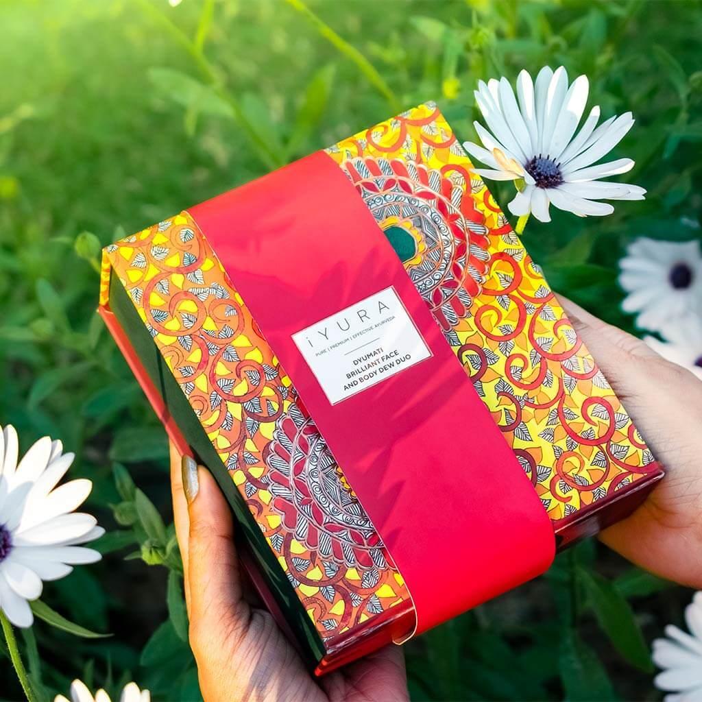 iYURA Day & Night Duo Oils - Morning Kesaradi Oil & Evening Manjish Glow Elixir