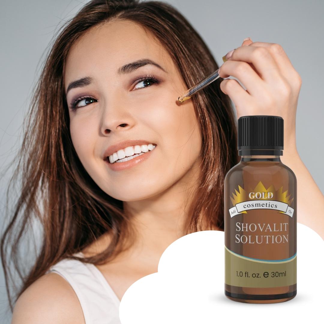 Vitamin C vs Retinol Benefits and How To Use Them On Your Skin