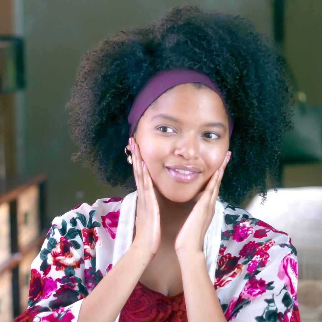 Suitable for all skin tones and types