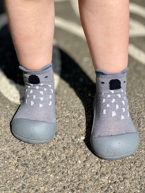 Attipas baby shoes in Koala Gray