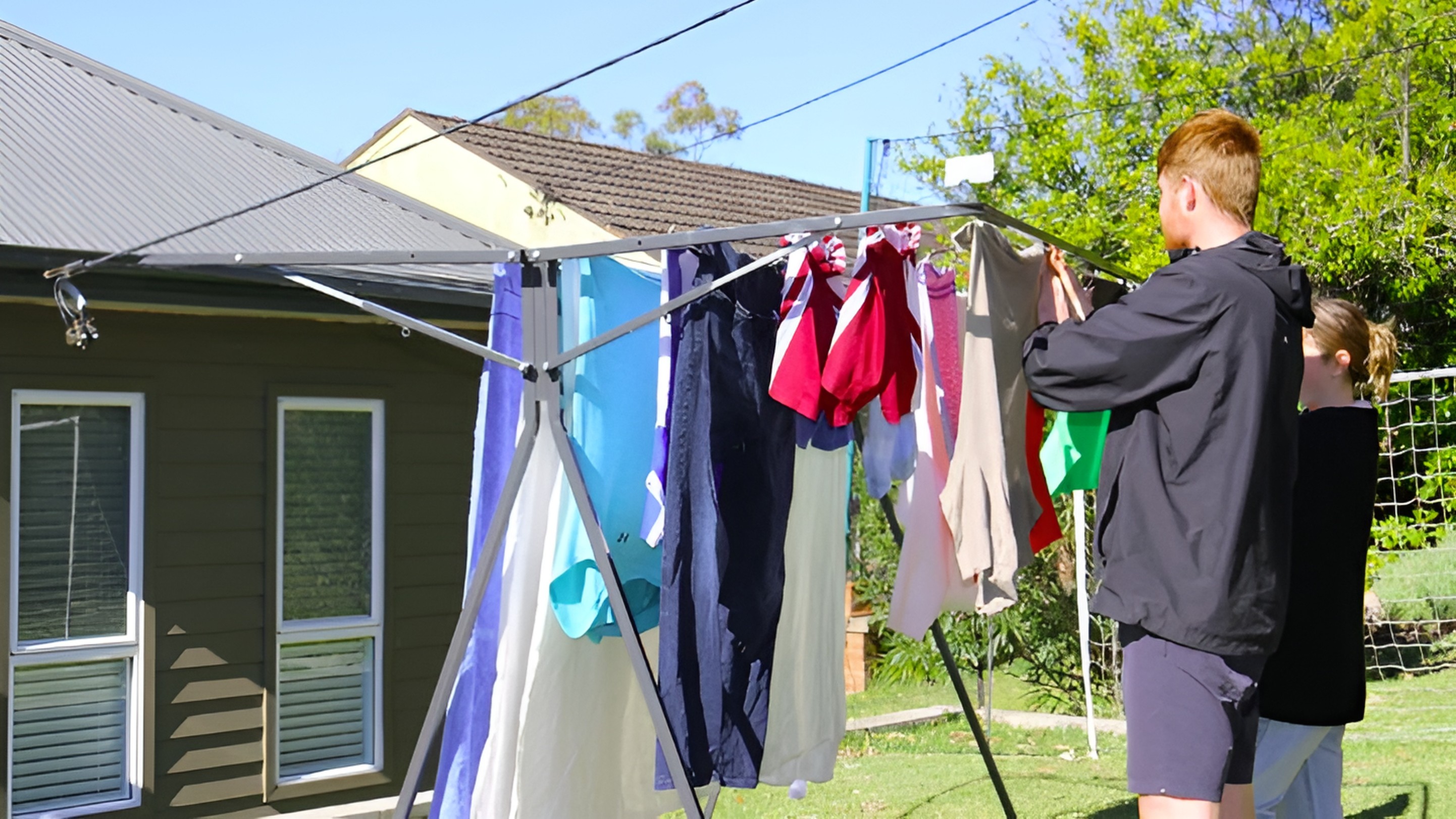 Sunchaser Mobile Clothesline Review: The Ideal Solution for Efficient Outdoor Drying?