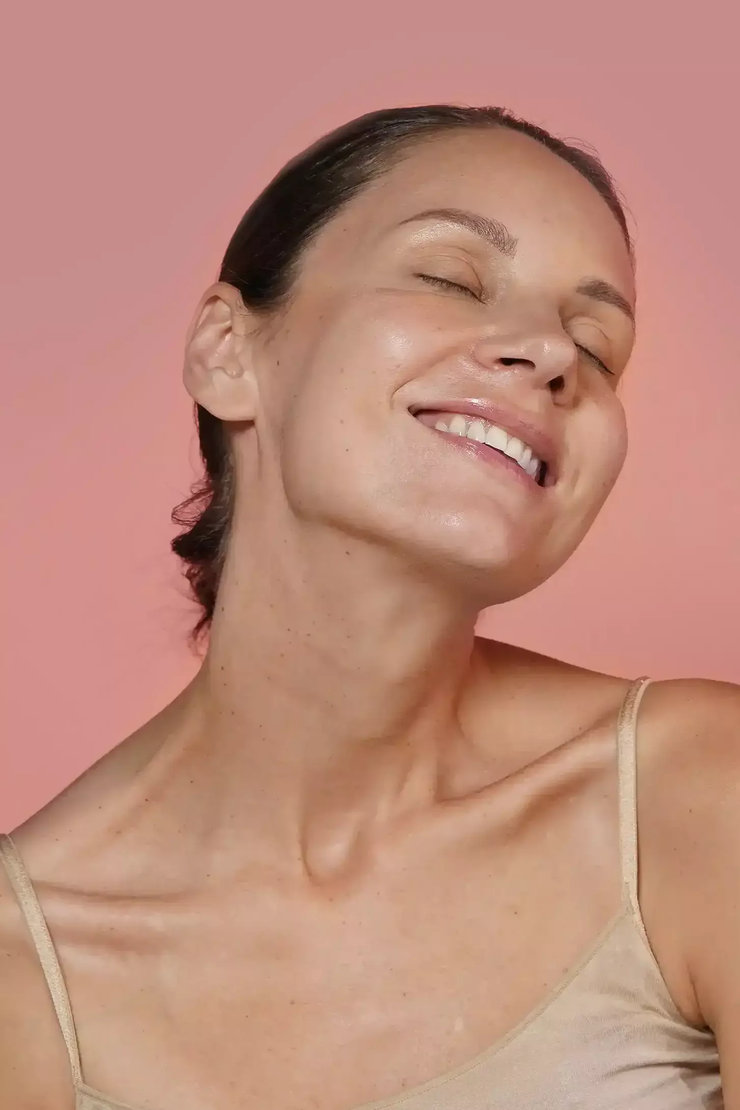 woman applying serum