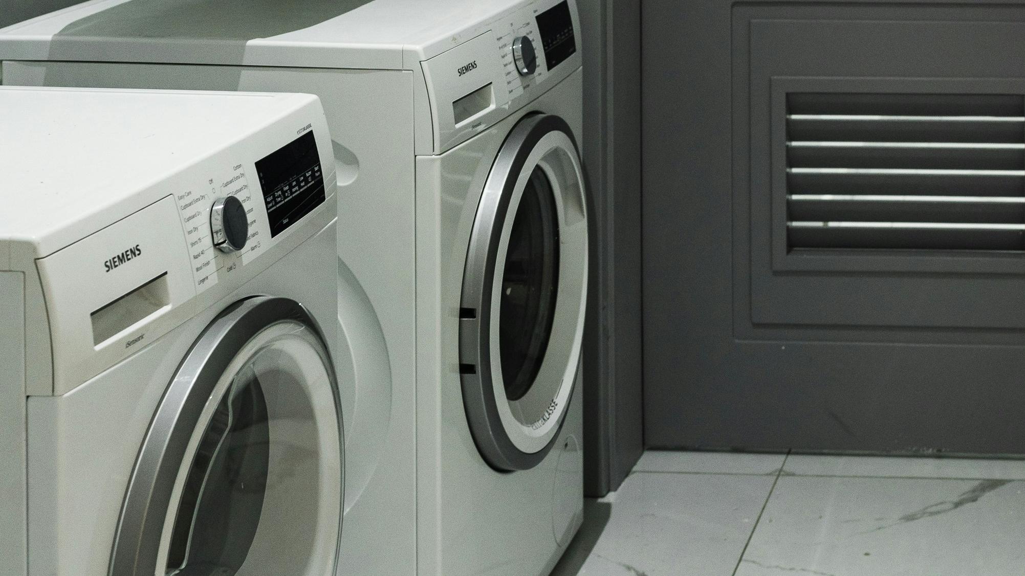 musty clothes: Dirty Washing Machine