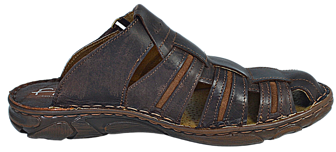 Fado - Handmade Polish slippers for men - Reindeer leather