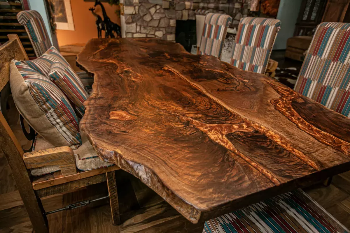 Live Edge Table gallery photos