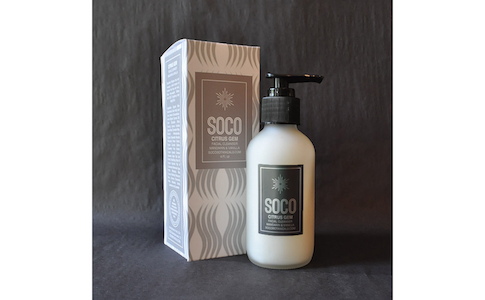 argan oil, pomegranate oil, avocado oil, rosehip seed oil, neroli essential oil, coenzyme q10, red raspberry seed oil