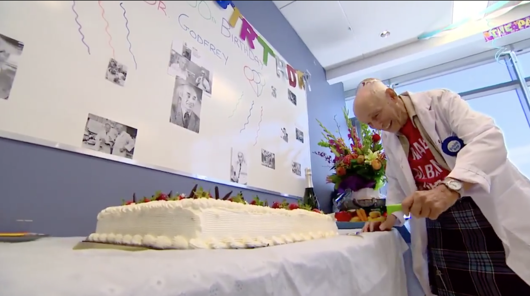 Dr Charles Un Docteur Canadien Le Plus Vieux Medecin En Exercice Vi