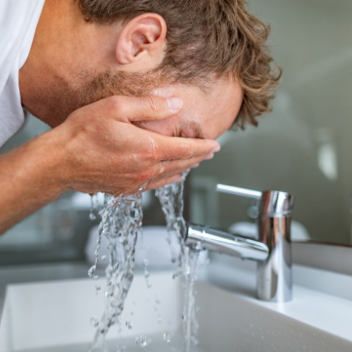 Men's skin needs care and washing