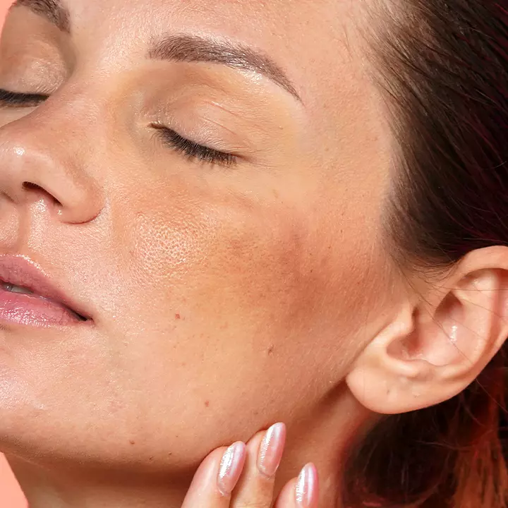 applying serum to arms