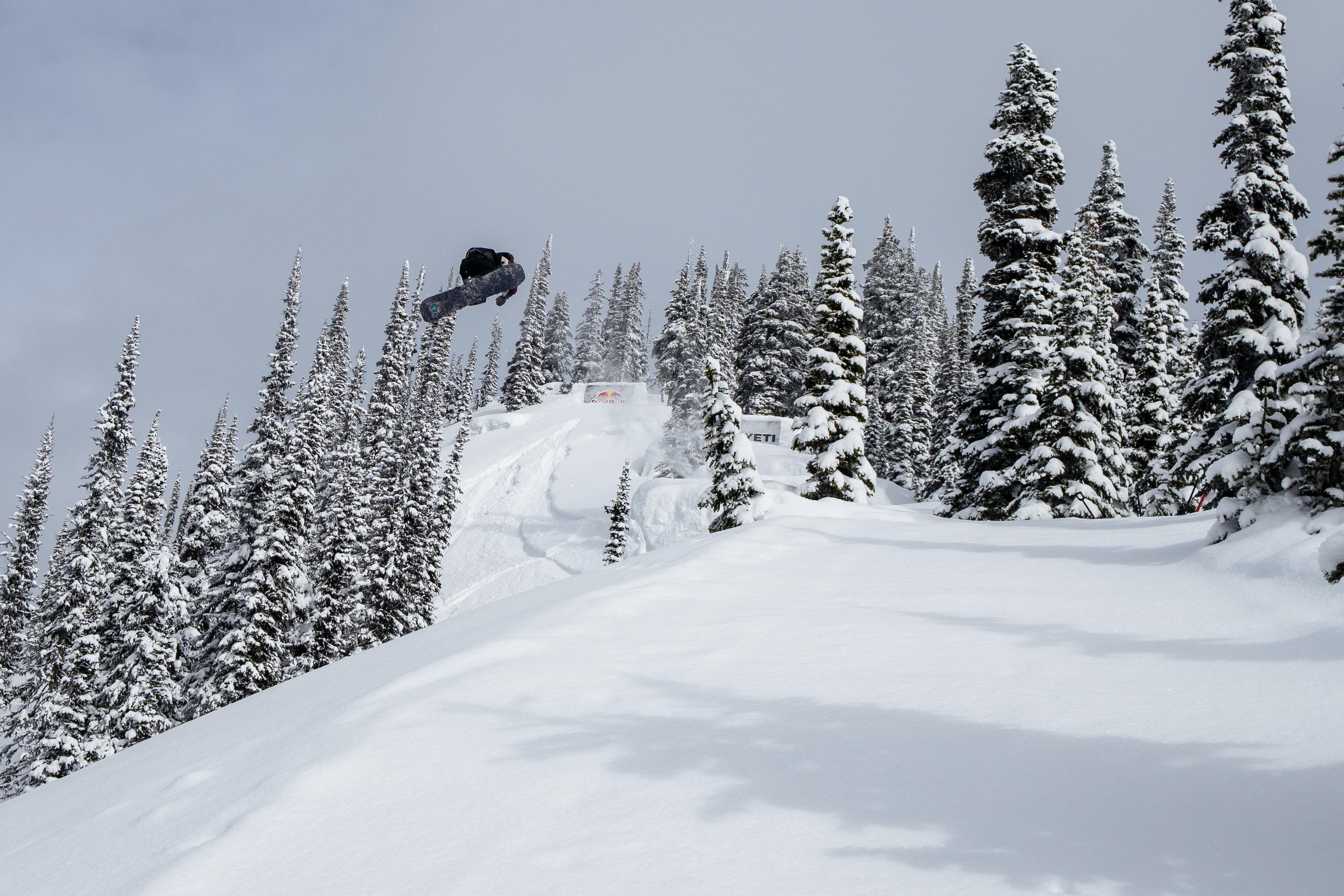 Zoi Sadowski-Synnott during Natural Selection Snow - Day 1 Qualifier on March 10, 2026 at Revelstoke Mountain Resort in Revelstoke, British Columbia, Canada. Photo: © Chad Chomlack / Natural Selection Tour