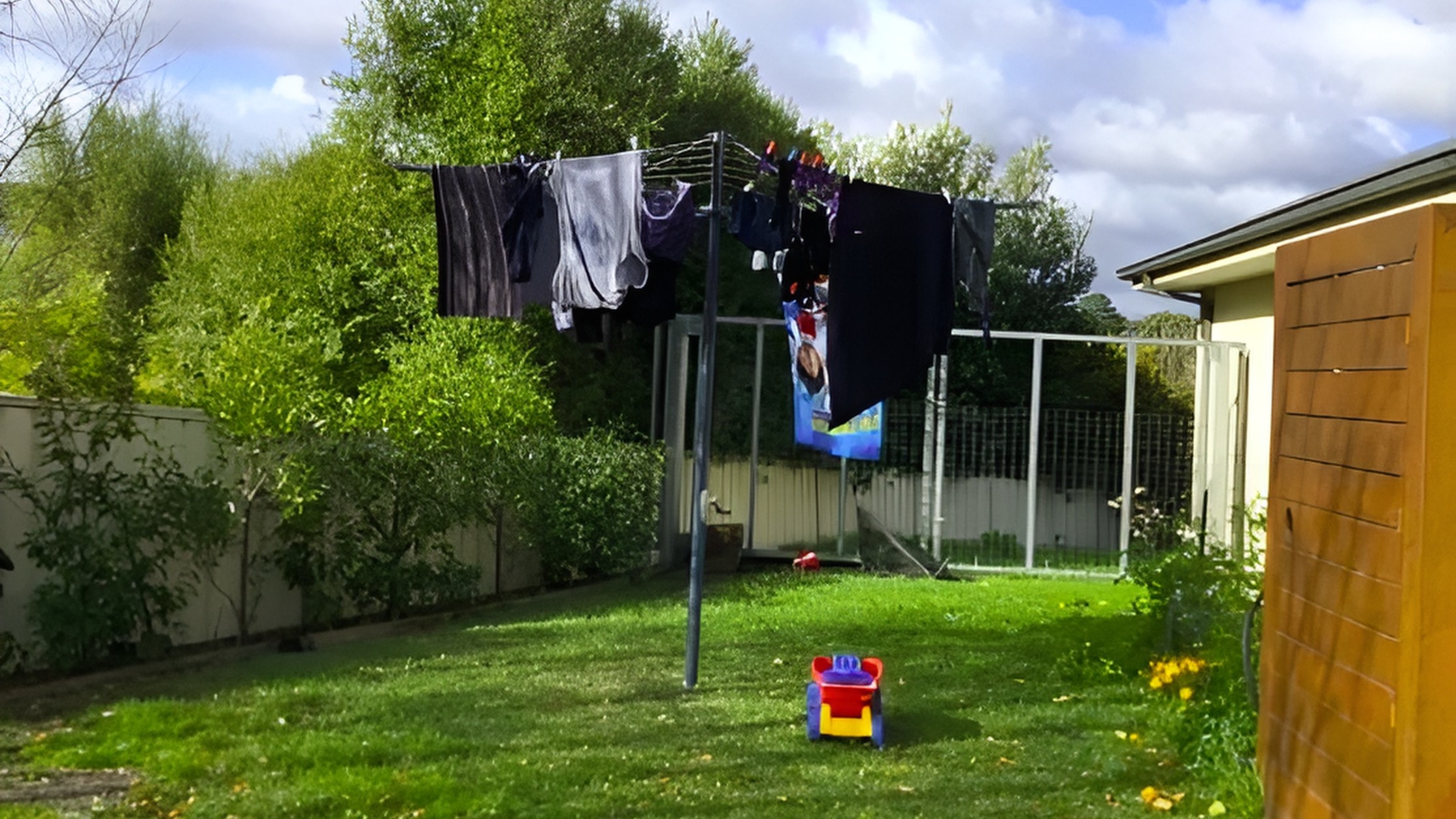 Clothes Hoist Choosing the Right Clothes Hoist for Your Australian Home