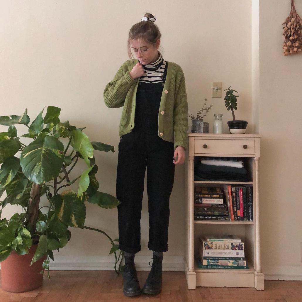 Ambassador Teresa | Shelter Cardigan Clover