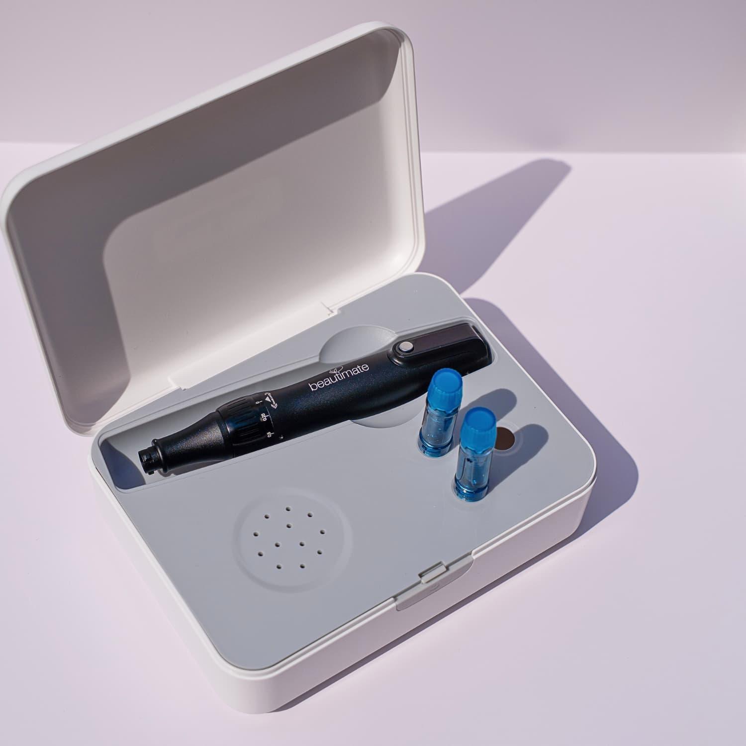 microneedle pen with the travel case and cartridges for when on the go