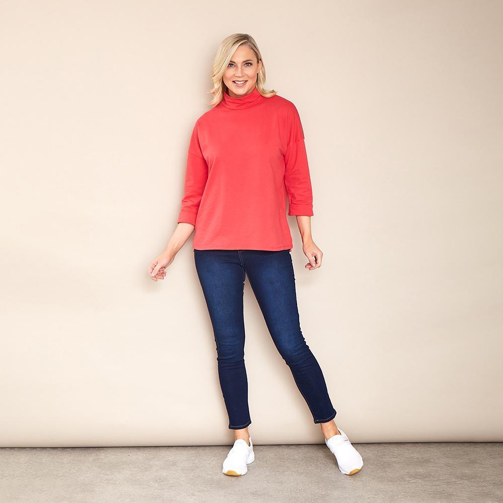 Gina Crew Neck (Hibiscus)