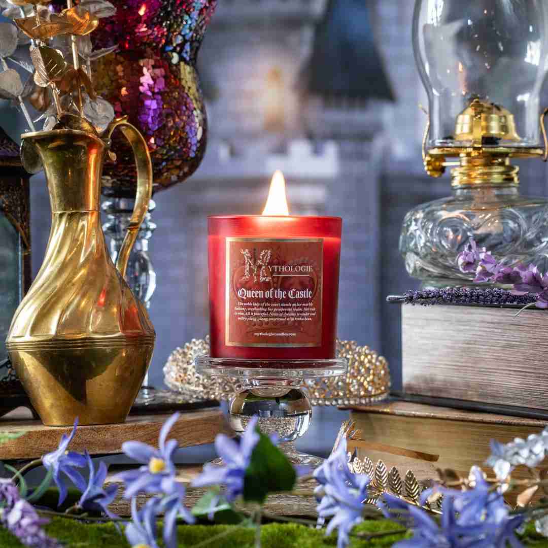 Queen of the Castle (Red) MythologieCandles