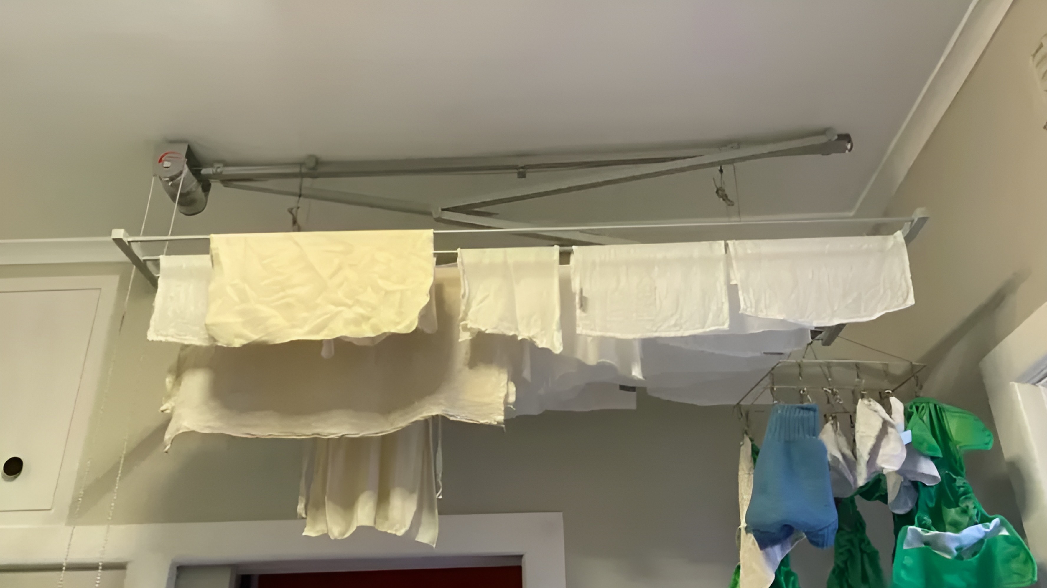Top 10 Best Clothes Line Ideas Ceiling-Mounted Clothes Lines