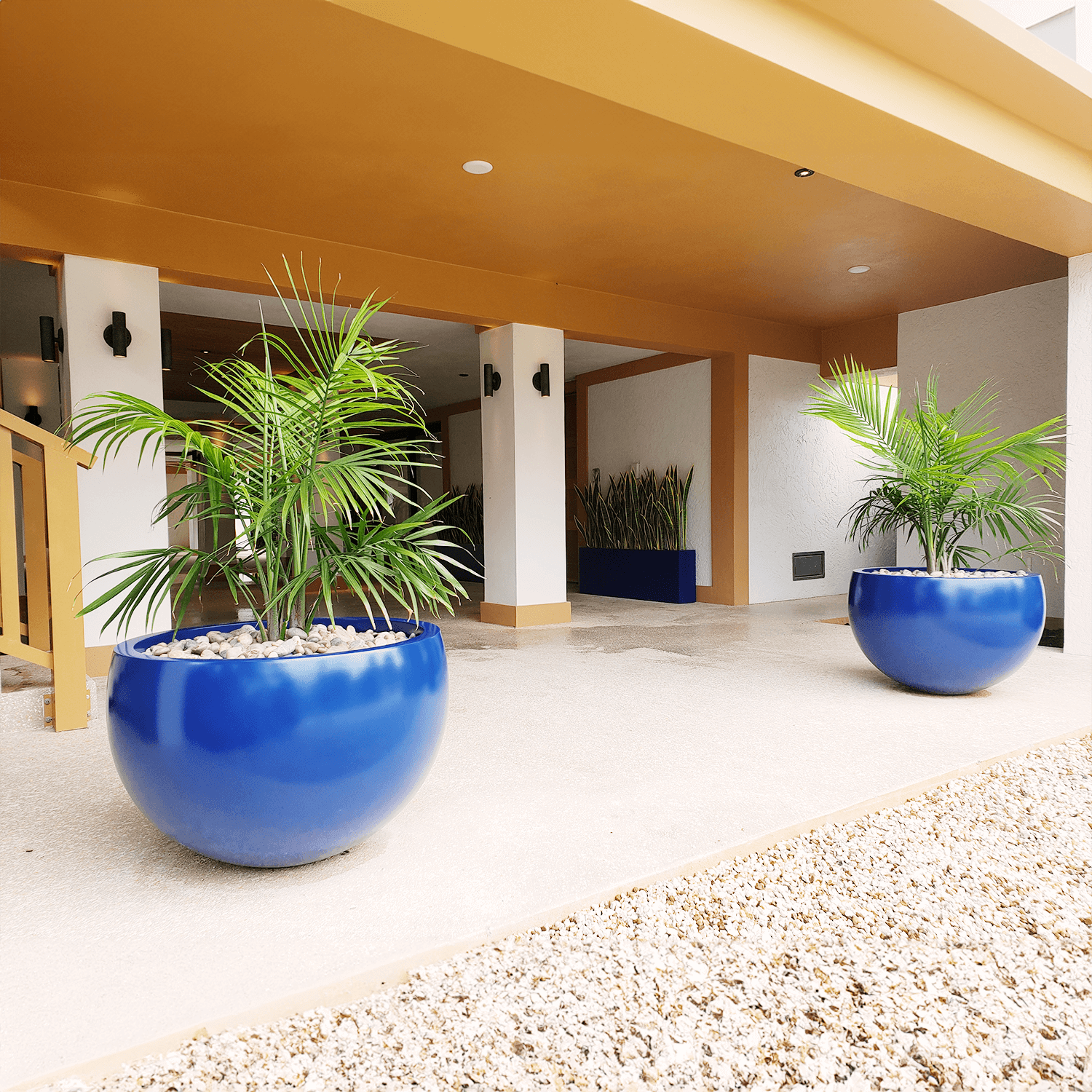 Planters Etc. | Premium Fiberglass Planters for Indoor and Outdoor Spa