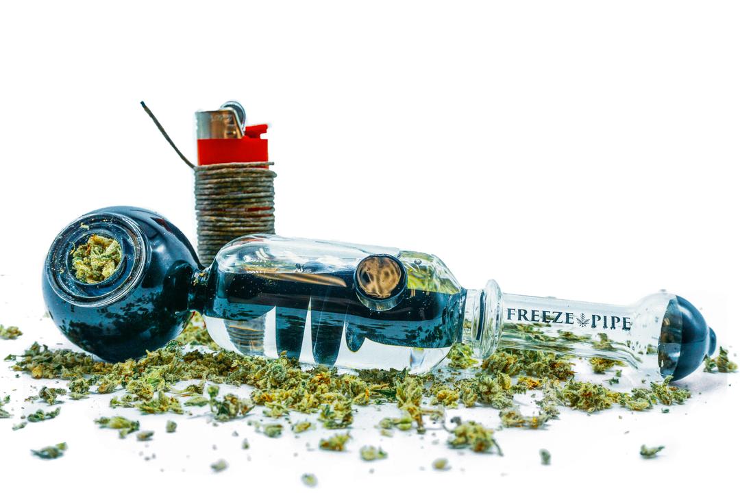 hemp rope on a freeze pipe