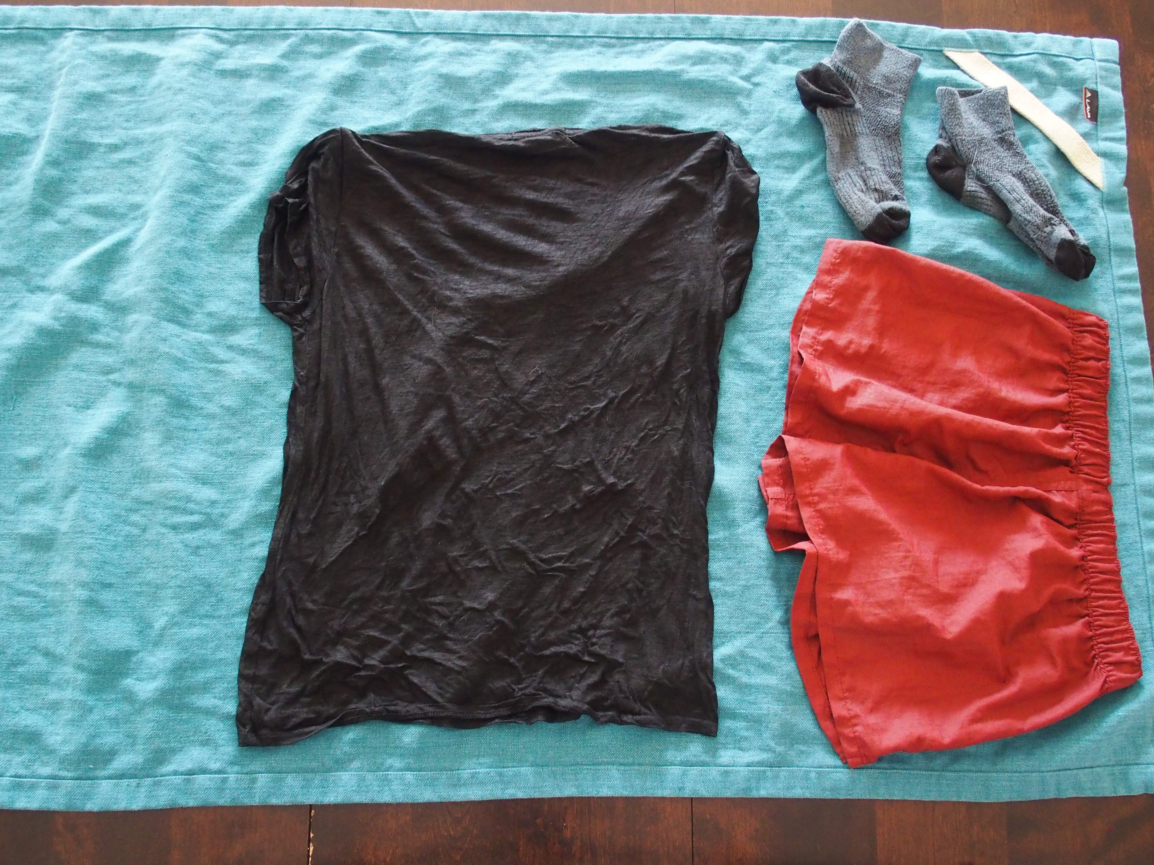 How To Dry Delicate Laundry Quickly Without Wringing It Out