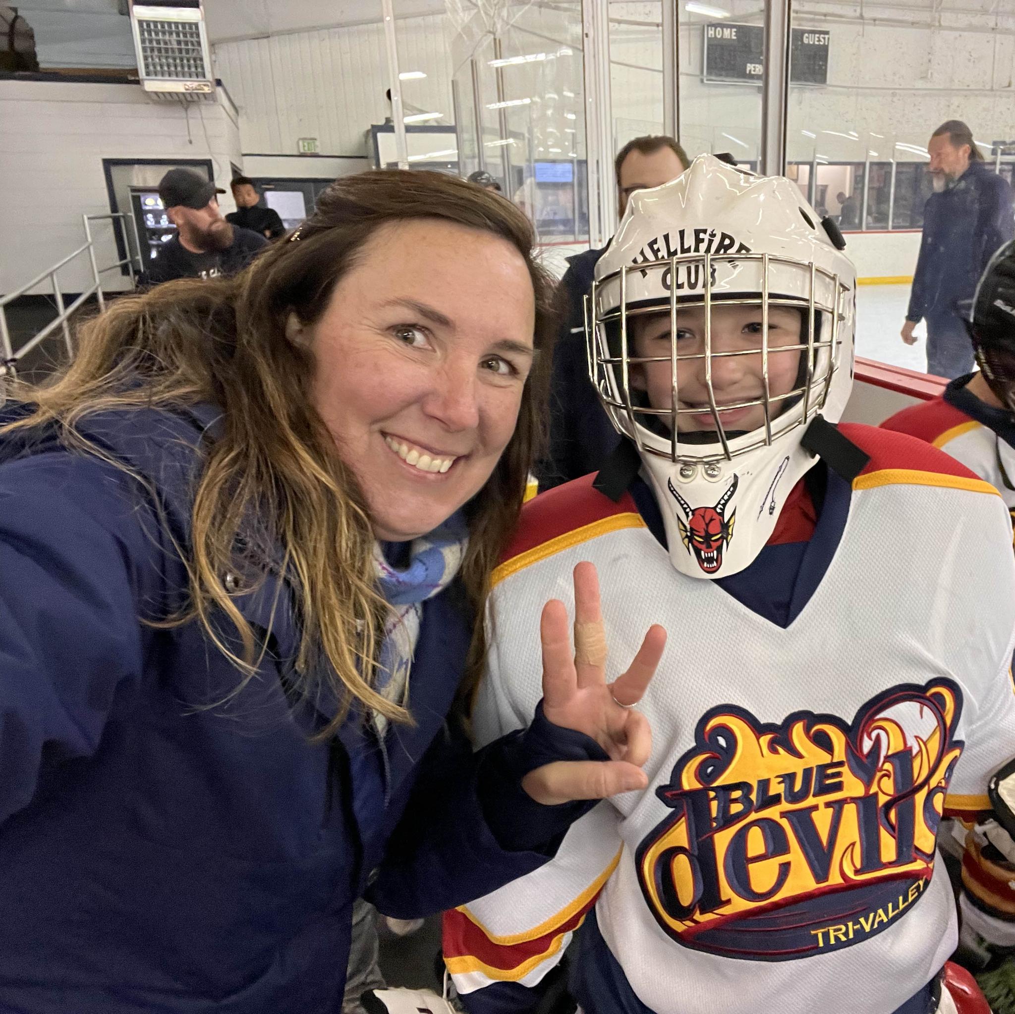 Dirty Dangles Hockey About Us