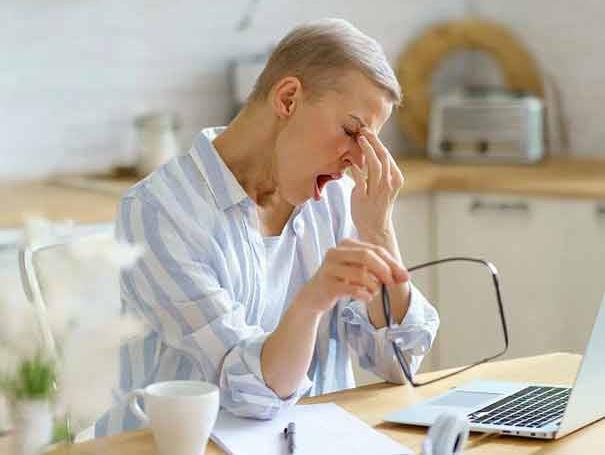 tired woman before shilajit