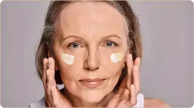 Remember to glide upwards and swipe outwards on every continuous stroke. This helps in lymphatic drainage, reducing the look of puffiness (if any) and maximum absorption of the formulation.  