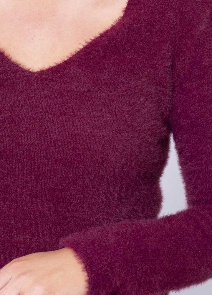 V Neck Fluffy Jumper in Wine