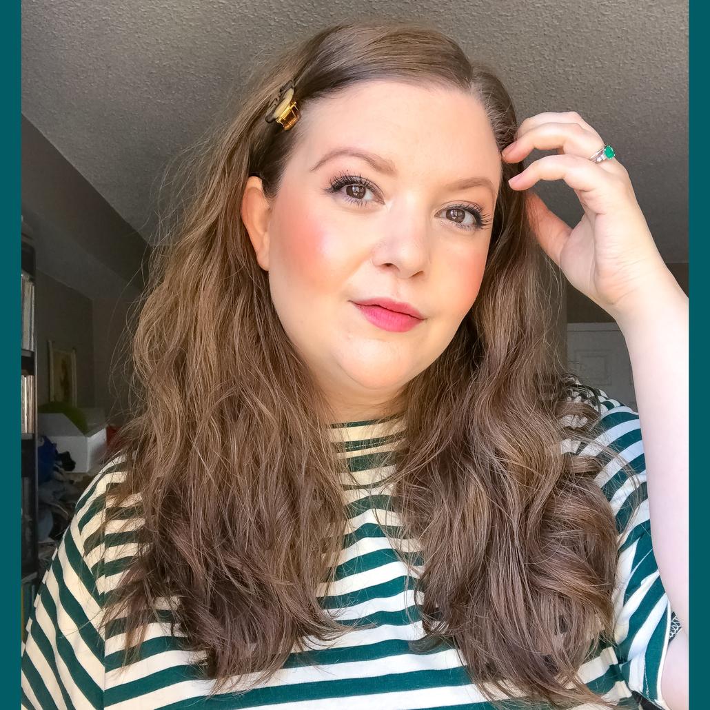 Ambassador Jen | 102 Box T-Shirt Emerald Stripe