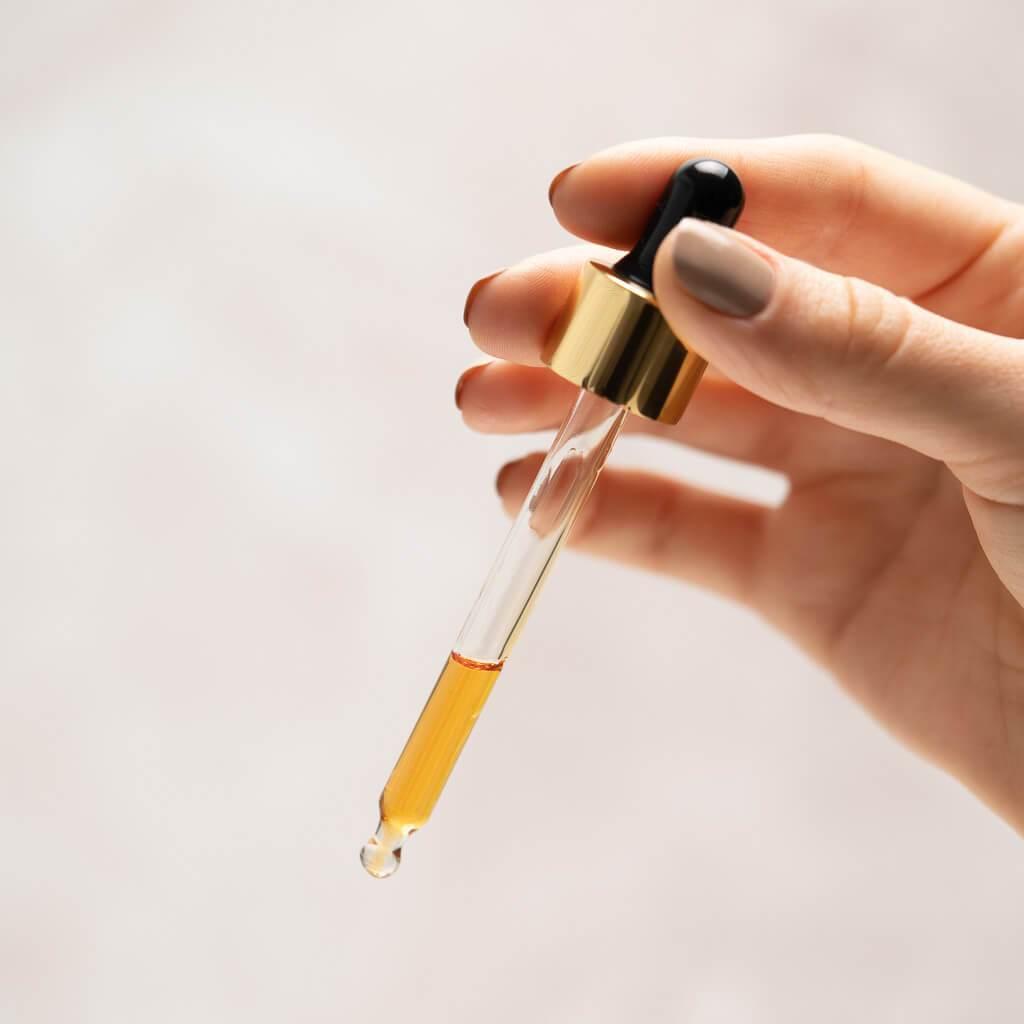 Kesaradi Oil swatch
