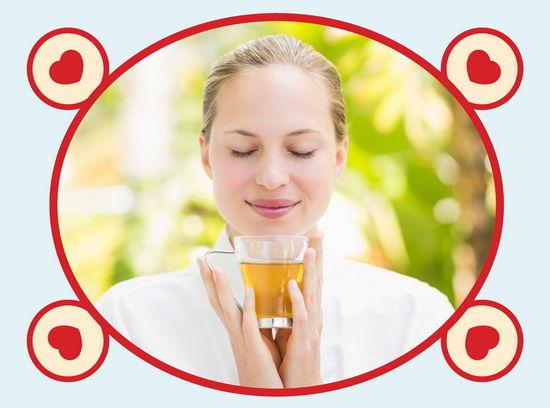 rooibos rocks girl holding honeybush tea