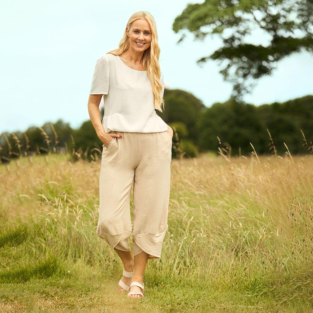 Cassie Trousers (Beige)