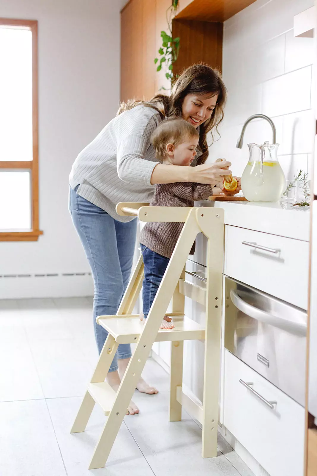 Learning Tower, Made in Canada, Toronto, Free Shipping, Montessori Kitchen Helper