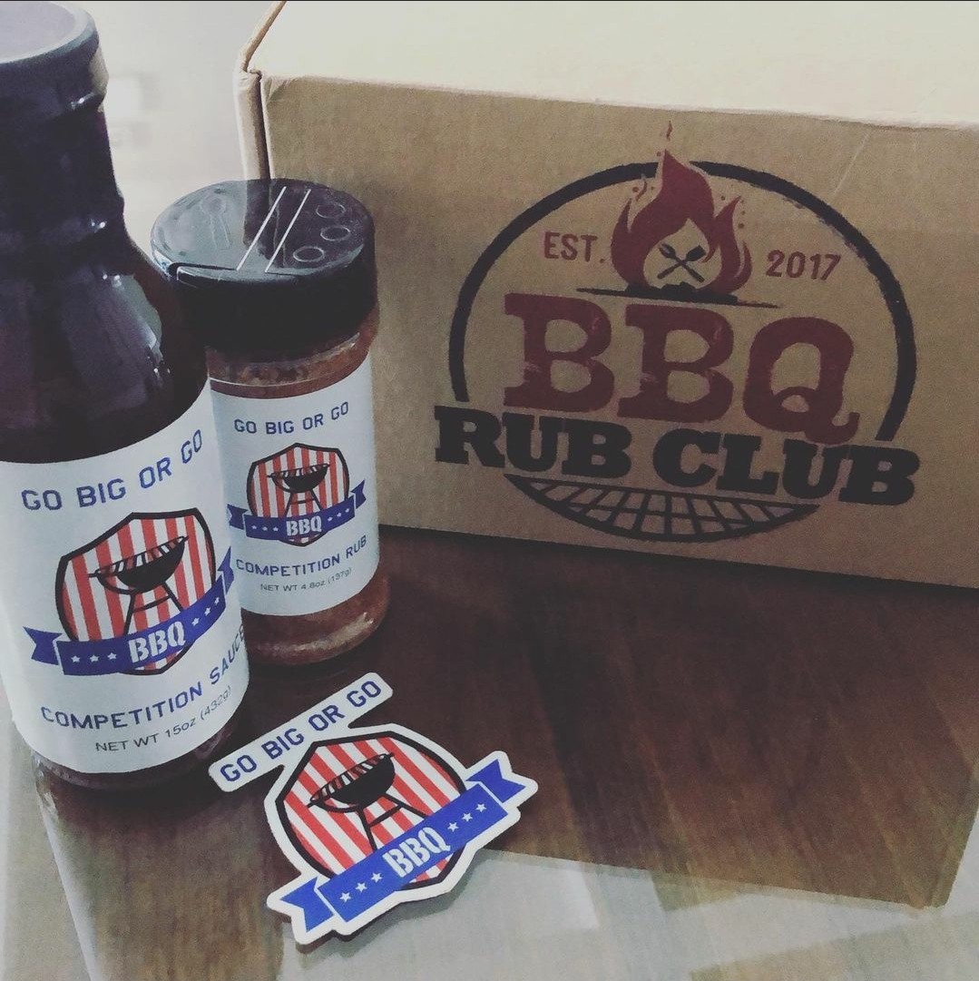 Learn How to Apply Dry Rub from the Pros, Grill Masters Club