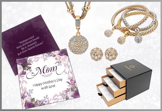 Solid Hearts Charm Bracelet Set