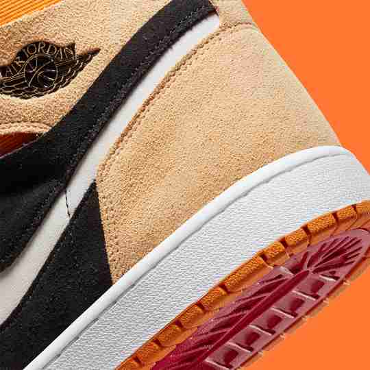 Air Jordan 1 Pumpkin Spice