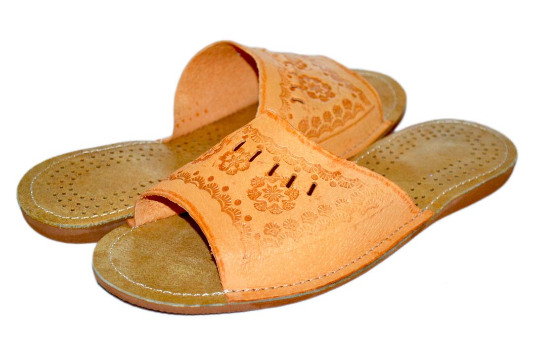 Amy - Women Leather Slippers - Reindeer Leather