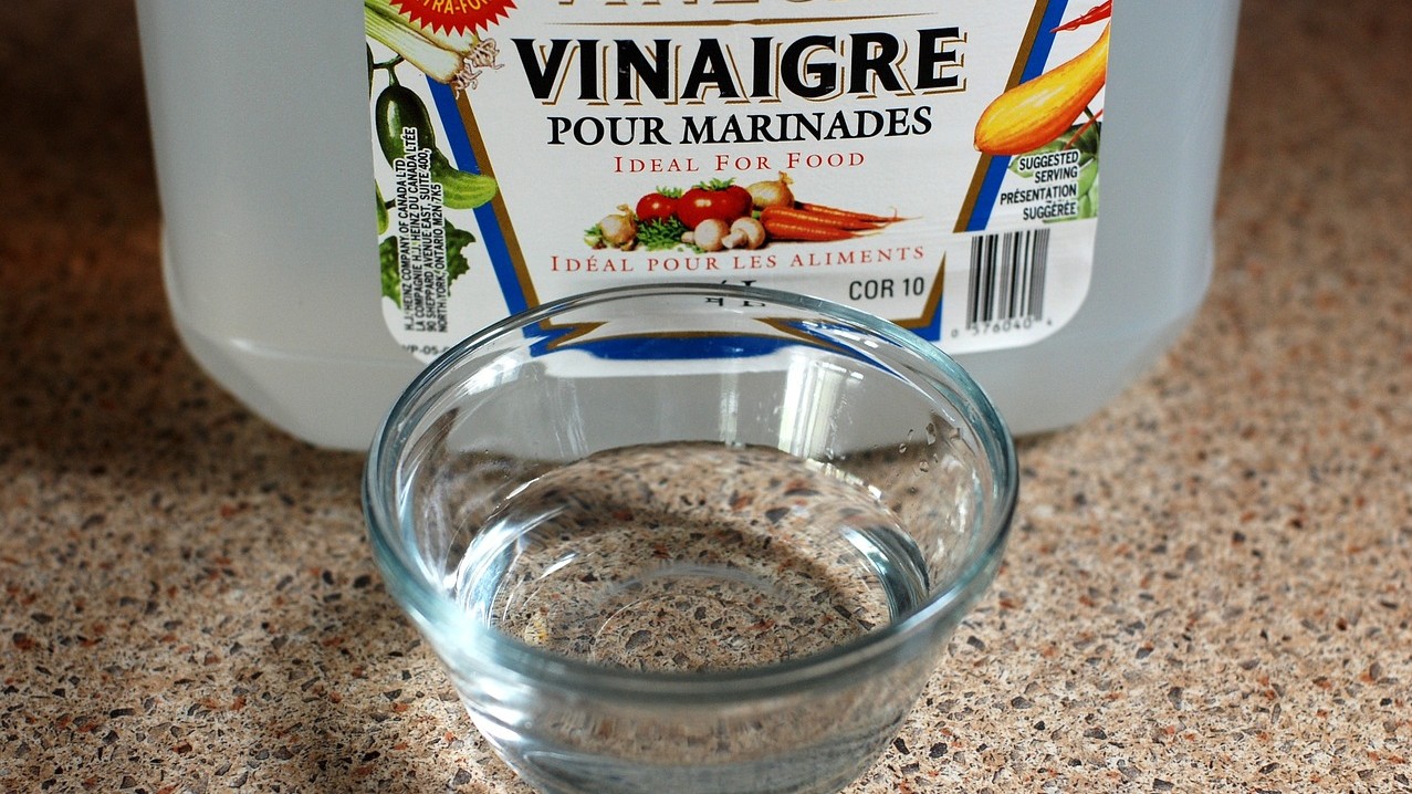 How to Make Clothes Smell Good Vinegar: The Unsung Hero of Odour Removal
