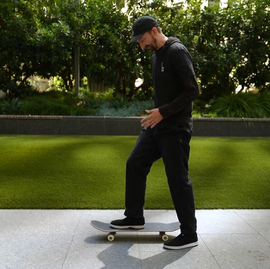 how to ride a skateboard