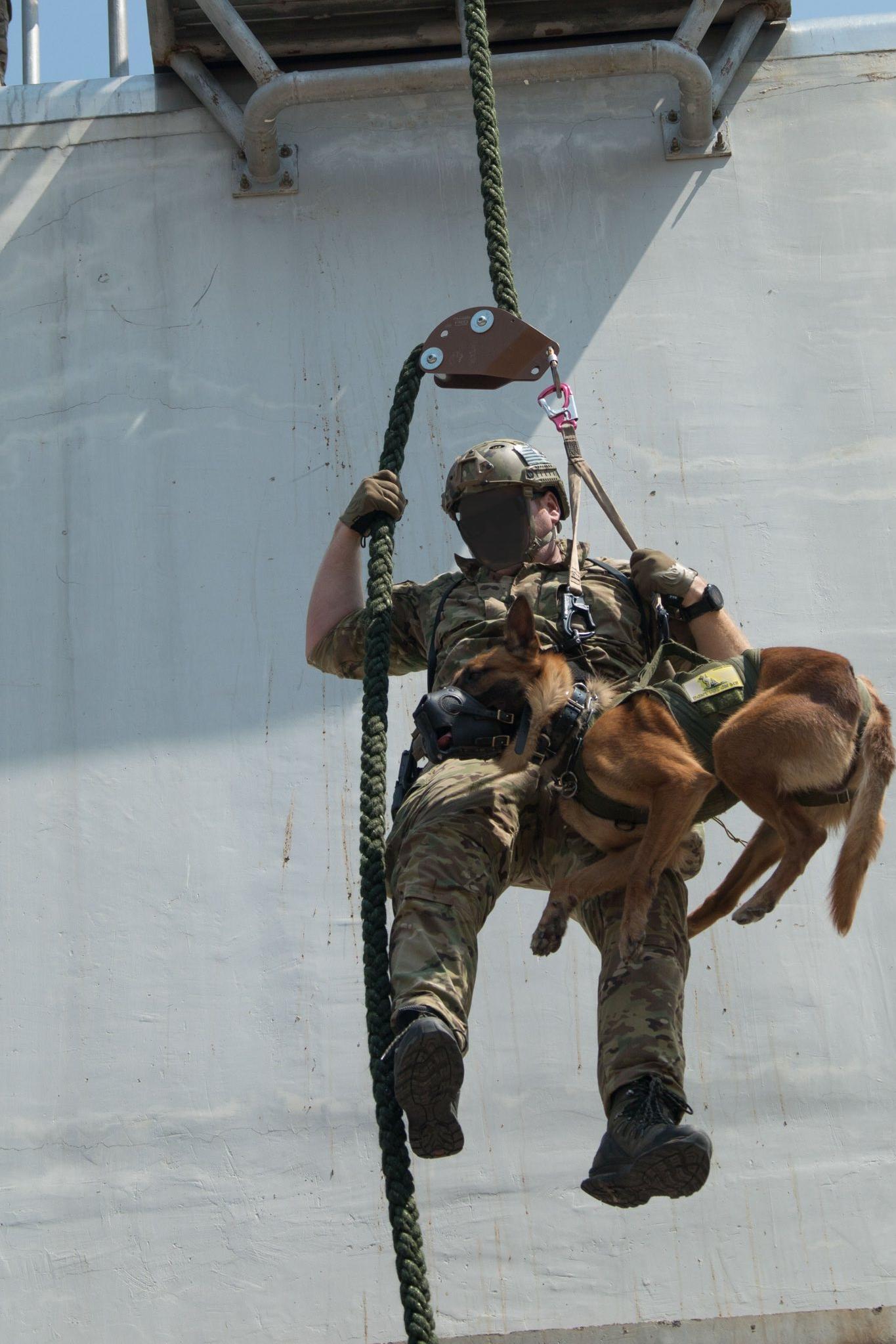 mpc lenny attached to rope with soldier