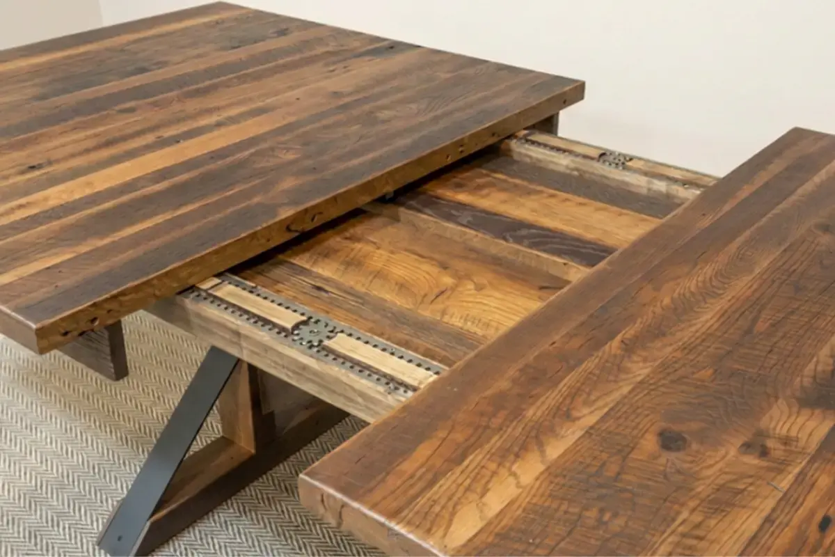 Reclaimed Wood Middle Leaves Stored in Dining Table
