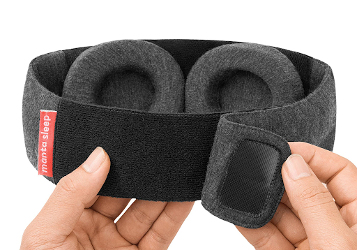 The back portion of a therapeutic sleep mask’s weighted head strap.
