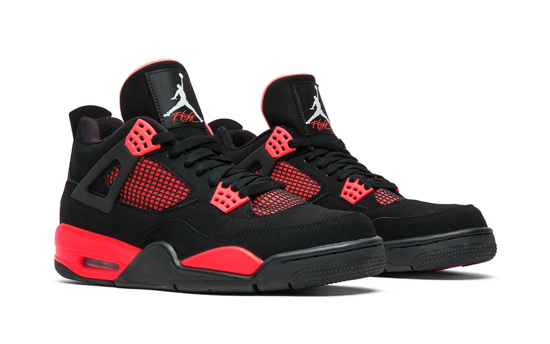 Ред тандер. Nike Air Jordan 4 Red Thunder. Nike Air Jordan 4 Black. Nike Air Jordan 4 Thunder. Nike Jordan 4 Retro.